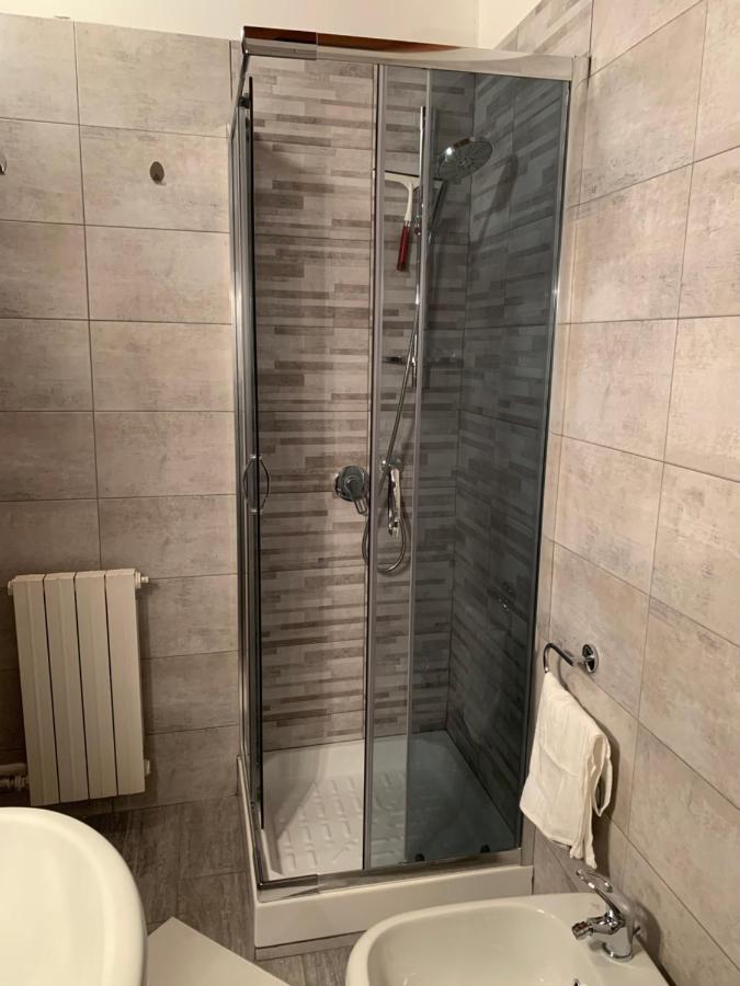 Studio Apartment Una Finestra Su Комо Екстер'єр фото