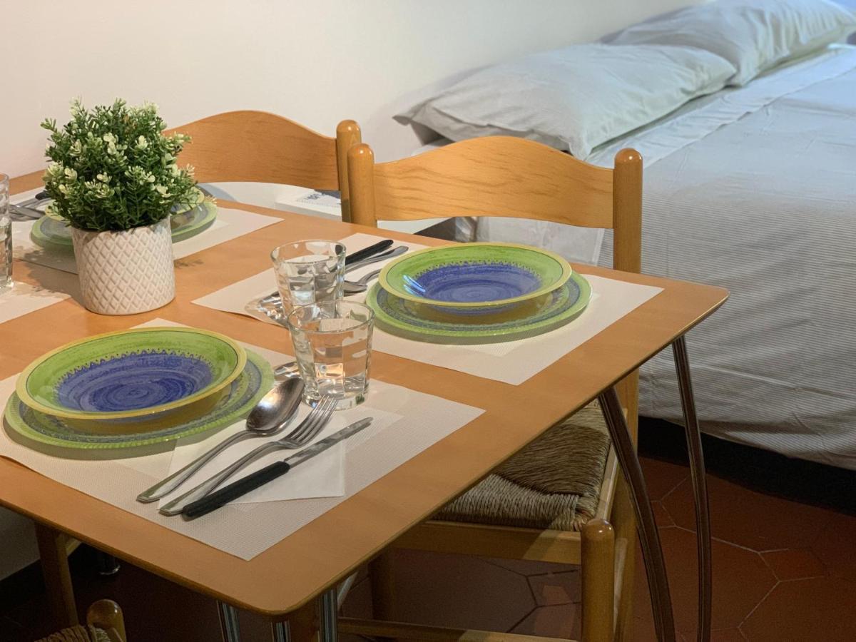 Studio Apartment Una Finestra Su Комо Екстер'єр фото